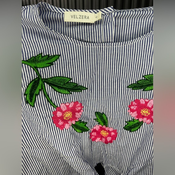 Women’s Velzera Blue Striped Floral Long Sleeve Cotton Blouse Designer Small - Picture 3 of 4